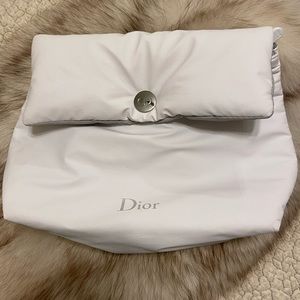 Dior Makeup Bag 🤩 MAKE OFFER ❤️❤️❤️